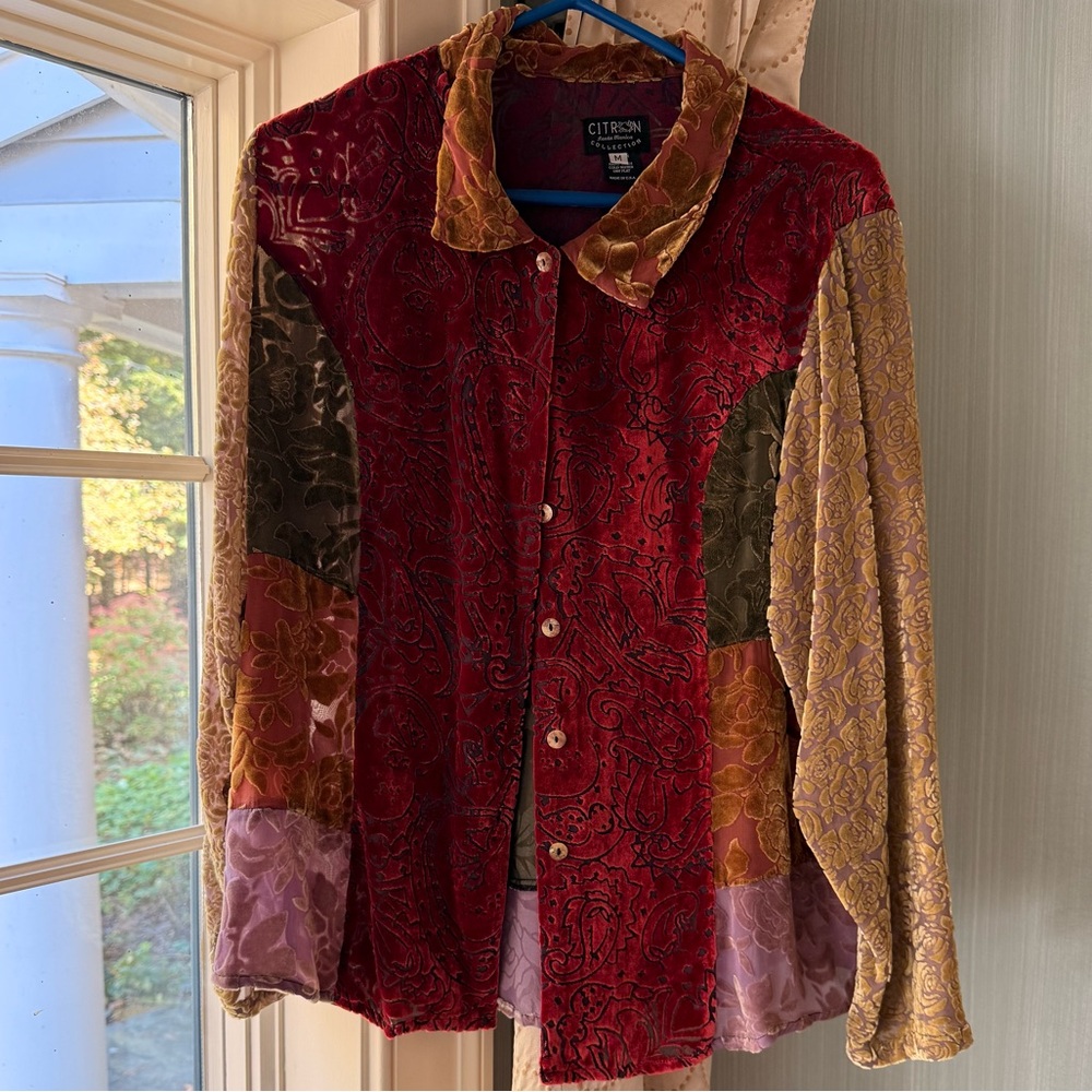 Citron Women's Multicolor Parchwork Silk Velvety Button Down Blouse Size Medium